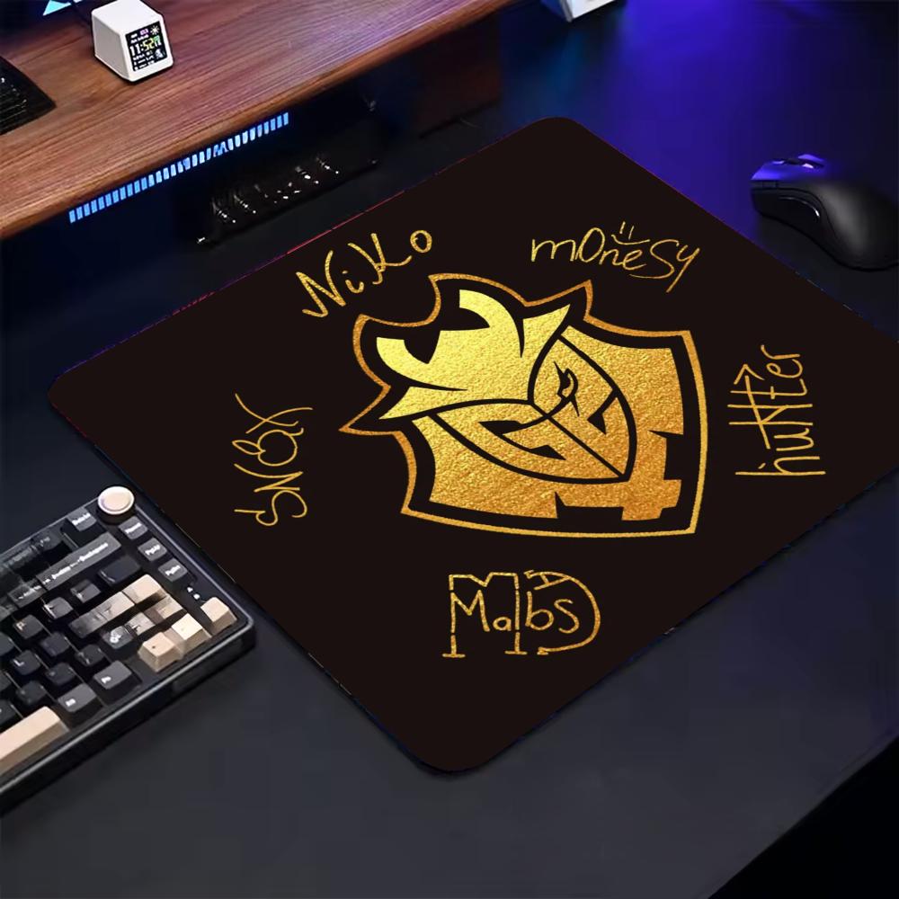 Esports Gaming Team - Team G2 EsportsS Mouse Pad Cartoon