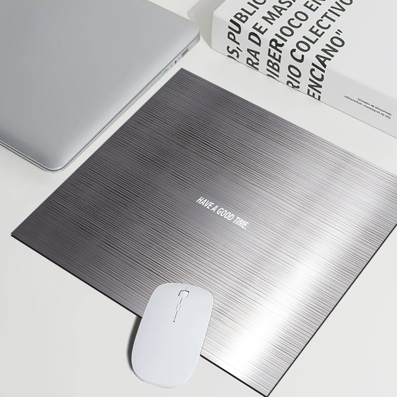 Brand Silver Brushed Diatomite – Esports Gaming Quotes Bewertung und Preis
